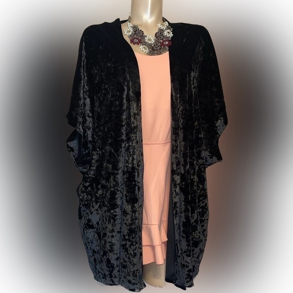 Victoria secret women’s cardigan Medium large black crush Velvet kimono top robe - Picture 1 of 5